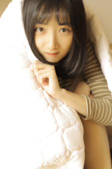 太子鹦鹉晒月